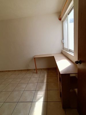 Vendo cómoda casita de una sola planta, con bóveda catalana, en Tequisquiapan