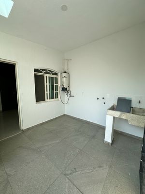 CASA EN VENTA EN LA CIMA