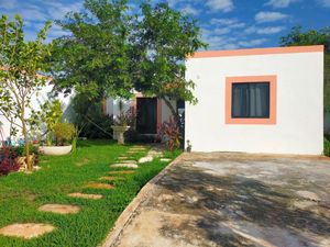 Renta de casa con o sin MUEBLES en Baspul, al norte de Mérida