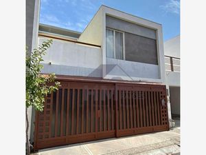 Casa en Venta en Las Lomas García