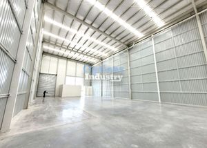 Industrial warehouse for rent in Cuautitlán, located in an industrial park