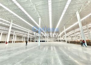 Great industrial warehouse for rent in Tlalpan