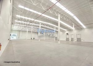 Amazing industrial warehouse for rent in Naucalpan