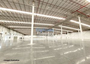 Incredible industrial warehouse for rent in Toluca