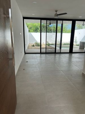 CASA EN PRIVADA CON AMENIDADES EN SAN IGNACIO