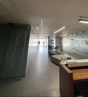 Venta de piso completo de oficinas, Zona San Jerónimo Monterrey