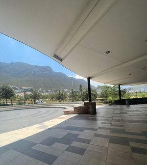 Local comercial en renta, zona Valle Poniente