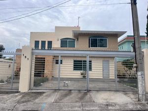 Casa en Venta en Jardines de Santa Anita Tlajomulco de Zúñiga