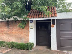 Venta, Espectacular casa en Privada, Tecamachalco