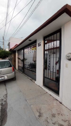 CASA EN VENTA EN LA SALLE I