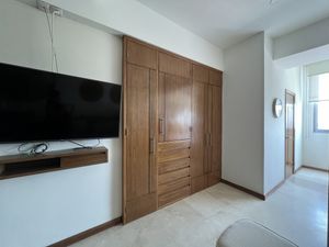 Loft amueblado en renta en torre Livorno, Col. Lomas Altas.