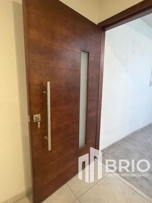 Departamento en venta en av. Enrique Carrola Antuna