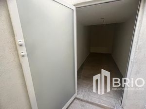 Departamento en venta en av. Enrique Carrola Antuna