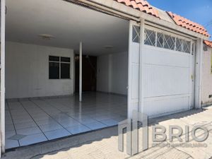 Casa en Venta de una planta  en Fraccionamiento Chapultepec