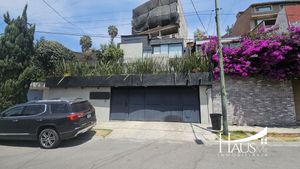 Casa en Venta, Lomas de Tecamachalco.