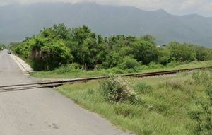 Terreno de 3.8 hcts. en El Carmen, N.L. Carretera a Monclova