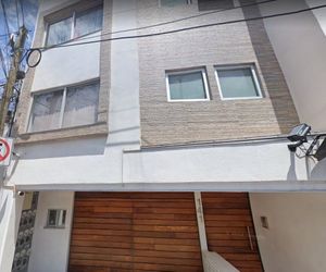 CASA EN VENTA EN