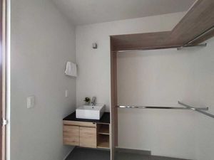 Casa con recamara en planta baja al sur de la ciudad en condominio privado