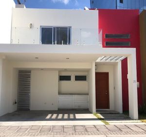 Casas en renta en INFONAVIT Mateo del Regil Rodríguez, 72464 Puebla, Pue.,  México