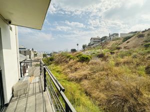 Lujosa Casa Moderna en Colinas de Agua Caliente Confort y Tecnología 4 Recámaras