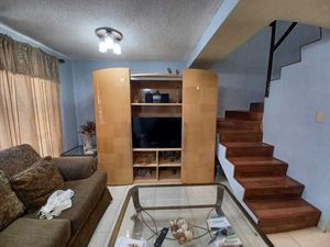 ¡Disponible! Renta esta cómoda Casa Amueblada en Lomas Vierreyes