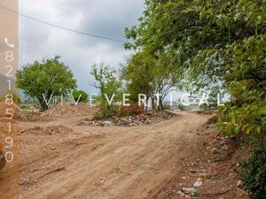 Terreno en Venta Zona Los Cristales -  Monterrey, NL