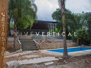 Terreno en Venta Zona Los Cristales -  Monterrey, NL