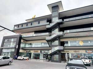 Renta Local Comercial Plaza Malibú Gran Reserva Cumbres En García