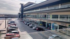 Renta Local Comercial Plaza Malibú Gran Reserva Cumbres En García