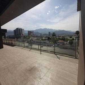 Local Comercial En Renta En Villa Del Río, Monterrey, Nuevo León