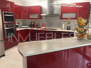 Casa En Venta En Zona Loma Blanca, San Pedro Garza García, Nuevo León