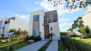 Casa en VENTA en Rancho Santa Mónica