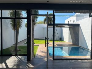 Casa de 1 Planta tipo loft en Privada al Norte de Mérida Yucatán