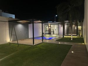 Casa de 1 Planta tipo loft en Privada al Norte de Mérida Yucatán