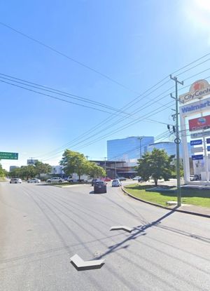 Terreno Comercial en Renta al Norte de Mérida sobre el Anillo Periférico de 1 Ha