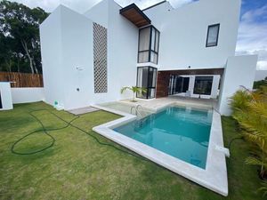 Casa Nueva en RENTA, Mejor residencial Tulum, Seguridad 24/7 Tulum Country Club