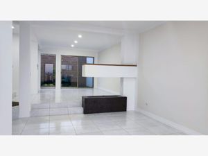 Casa en Venta en Bosques Tres Marias Morelia