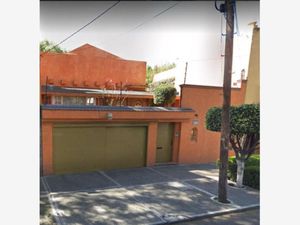 Casa en Venta en Del Carmen Coyoacán