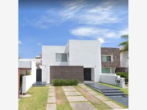 Casa en Venta en Cumbres del Lago Querétaro