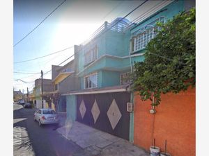 Casa en Venta en Cerro de la Estrella Iztapalapa