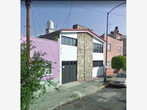 Casa en Venta en Industrial Gustavo A. Madero