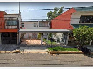 Casa en Venta en Valle de Santa Mónica Tlalnepantla de Baz