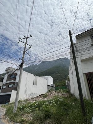 Venta de Terreno en Prados de la Silla