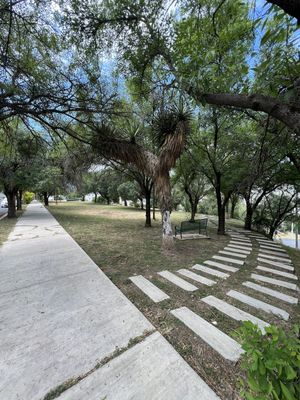 Venta de Terreno en Prados de la Silla