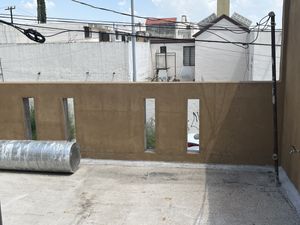 Casa en venta en lomas de Santa Cecilia en Monterrey