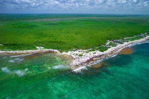 Terreno en Venta en Punta Brava en Puerto Morelos