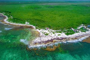 Terreno en Venta en Punta Brava en Puerto Morelos