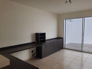 CASA EN VENTA, VILLAS DE BERNALEJO, IRAPUATO, GTO.