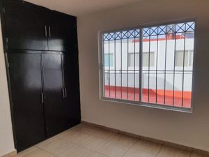 CASA EN VENTA, VILLAS DE BERNALEJO, IRAPUATO, GTO.