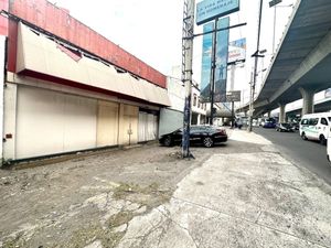 Bodega Comercial en Renta sobre Periférico Norte